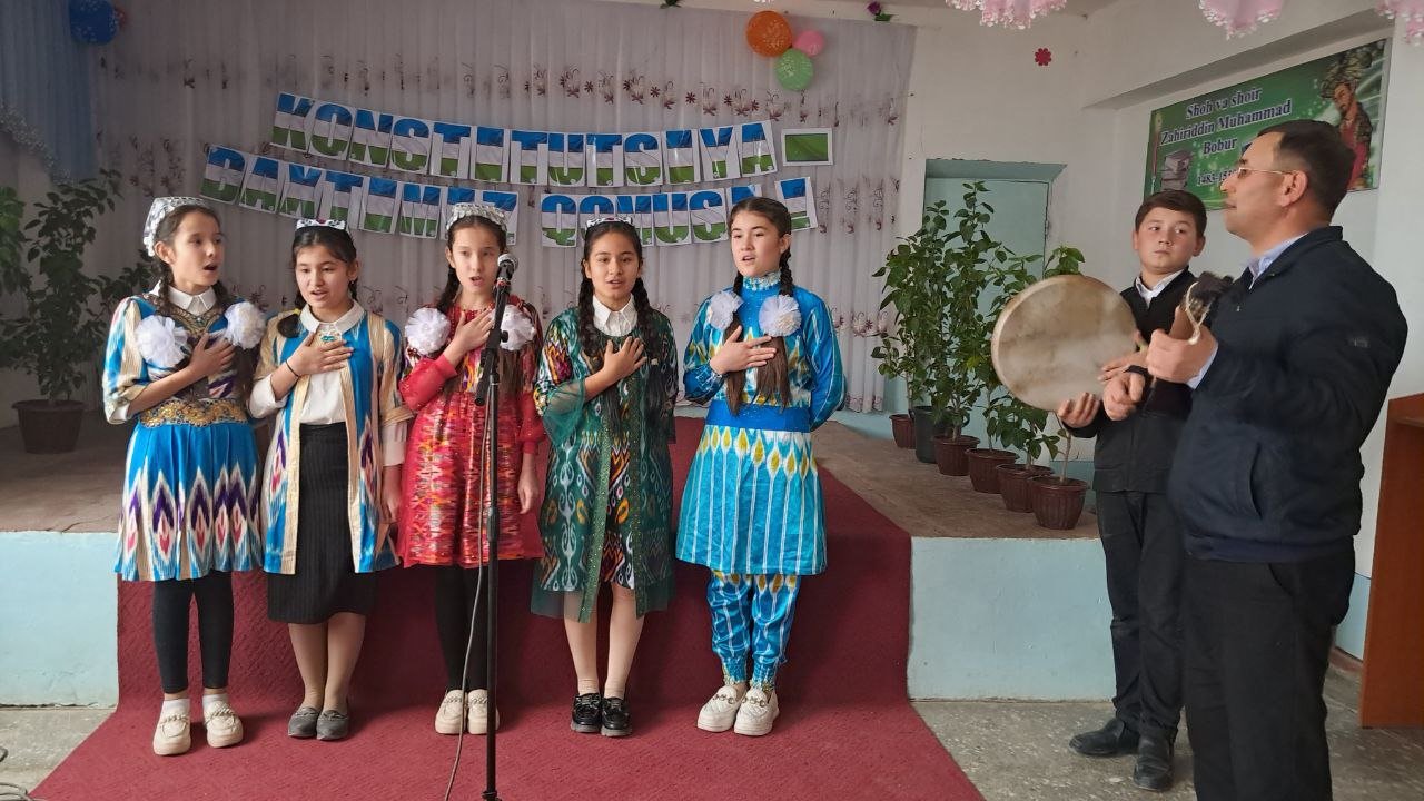 "Konstitutsiya haftaligi"